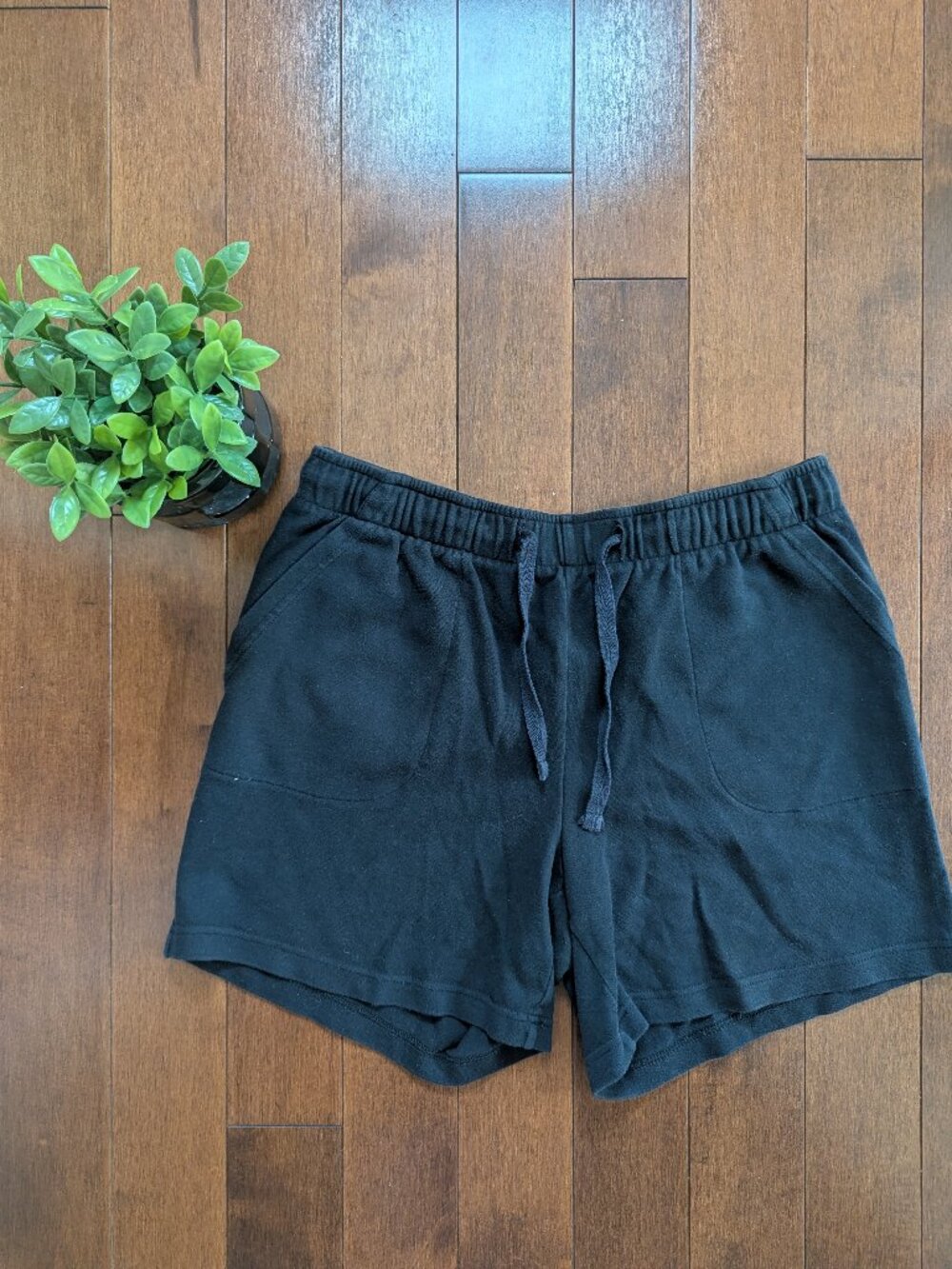 BASIC BLACK VINTAGE COTTON SWEATSHORTS